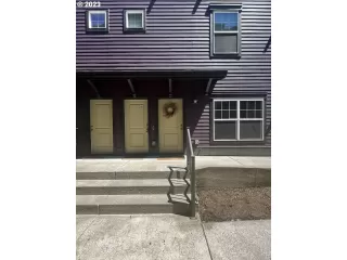 Photo #1: 23117783 Listing 