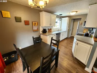 Photo #3: 23118096 Listing 