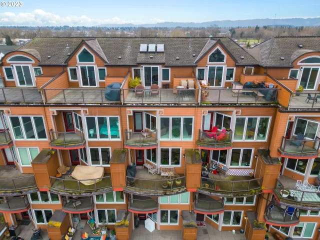 MLS: 23118938 Condo For Sale