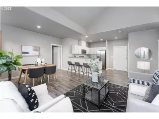 Photo #6: 23119391 Listing 