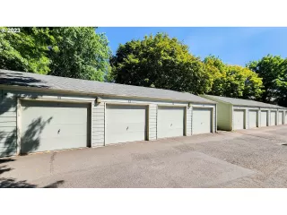 Photo #1: 23121255 Listing 