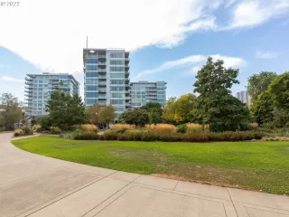 Photo #1: 23121318 Listing