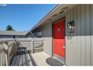 Photo #1: 23121563 Listing