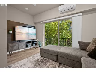 Photo #1: 23121957 Listing