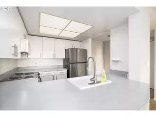 Photo #1: 23122479 Listing