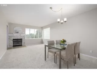 Photo #2: 23122479 Listing