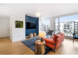 Photo #1: 23123944 Listing