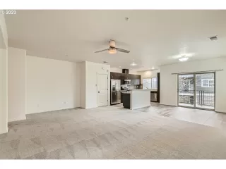 Photo #1: 23124309 Listing 