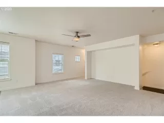 Photo #2: 23124309 Listing 