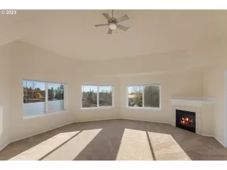 Photo #2: 23124924 Listing