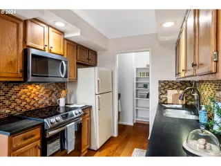 Photo #1: 23125212 Listing