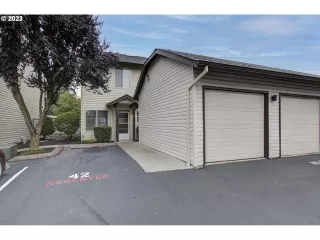 Photo #3: 23125569 Listing 