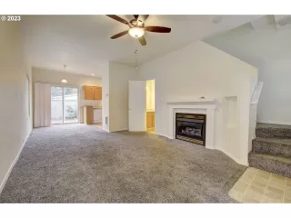 Photo #6: 23125569 Listing 