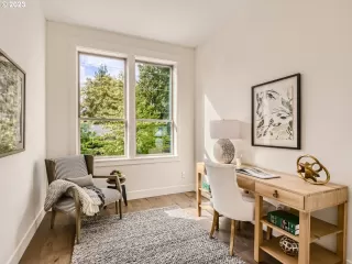 Photo #6: 23125742 Listing