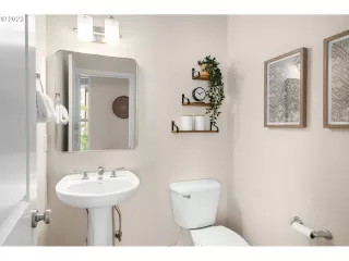 Photo #2: 23126914 Listing