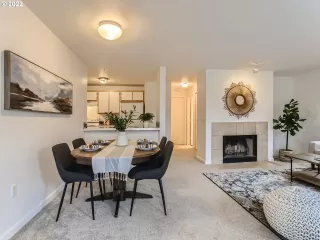 Photo #4: 23127797 Listing 