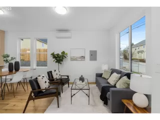 Photo #1: 23132372 Listing