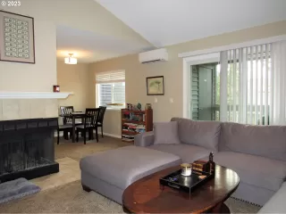 Photo #3: 23133234 Listing