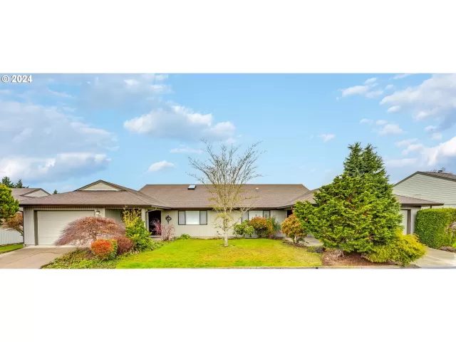 MLS: 23133409 Condo For Sale