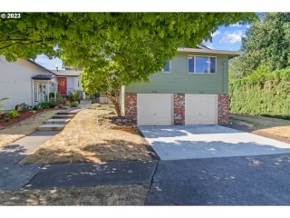 Photo #2: 23133754 Listing