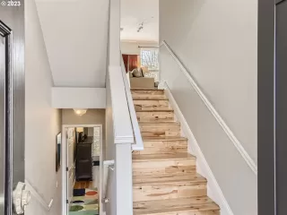 Photo #2: 23134075 Listing 