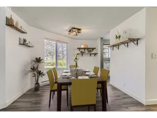 Photo #2: 23134595 Listing