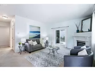 Photo #5: 23134705 Listing