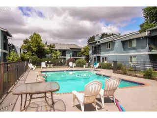 Photo #1: 23135156 Listing