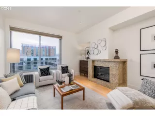 Photo #4: 23135316 Listing 