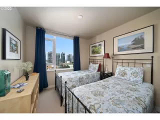 Photo #3: 23135423 Listing