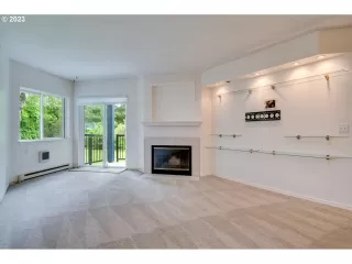 Photo #6: 23136202 Listing