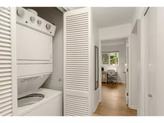 Photo #6: 231364564 Listing