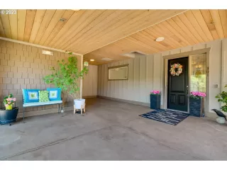 Photo #3: 23137016 Listing 