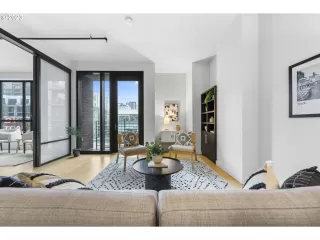 Photo #3: 23137361 Listing