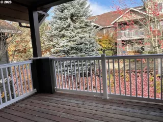 Photo #4: 23138576 Listing