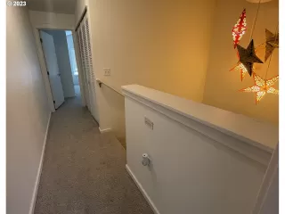 Photo #5: 23138576 Listing