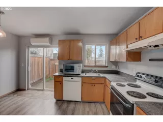 Photo #1: 23139513 Listing 