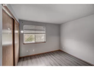 Photo #2: 23139513 Listing 