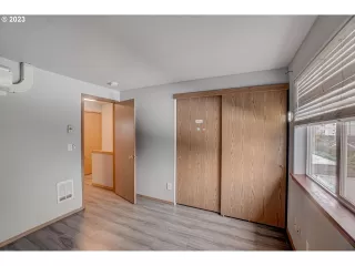 Photo #3: 23139513 Listing 