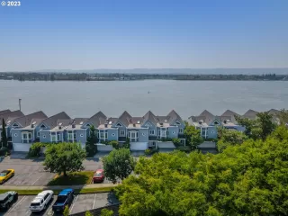 Photo #3: 23142249 Listing 