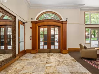 Photo #4: 23144861 Listing 