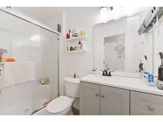 Photo #6: 231469965 Listing