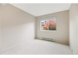 Photo #1: 23151616 Listing 