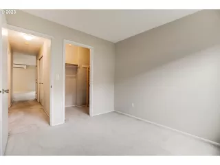 Photo #2: 23151616 Listing 