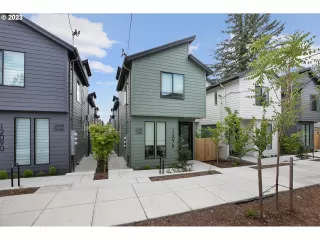 Photo #3: 23153607 Listing 