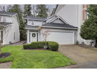 Photo #1: 23153932 Listing