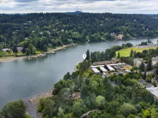 Photo #4: 23155296 Listing 