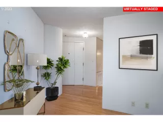 Photo #5: 23155553 Listing 