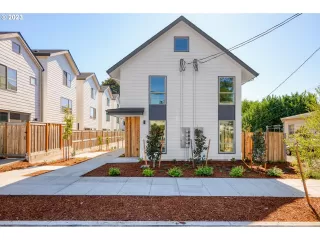 Photo #1: 23155577 Listing