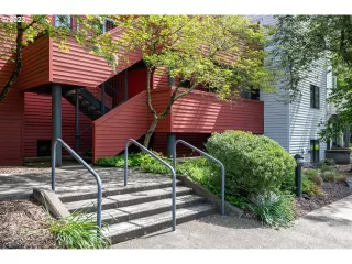 Photo #1: 23156291 Listing 